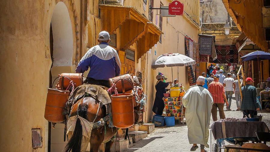 medina